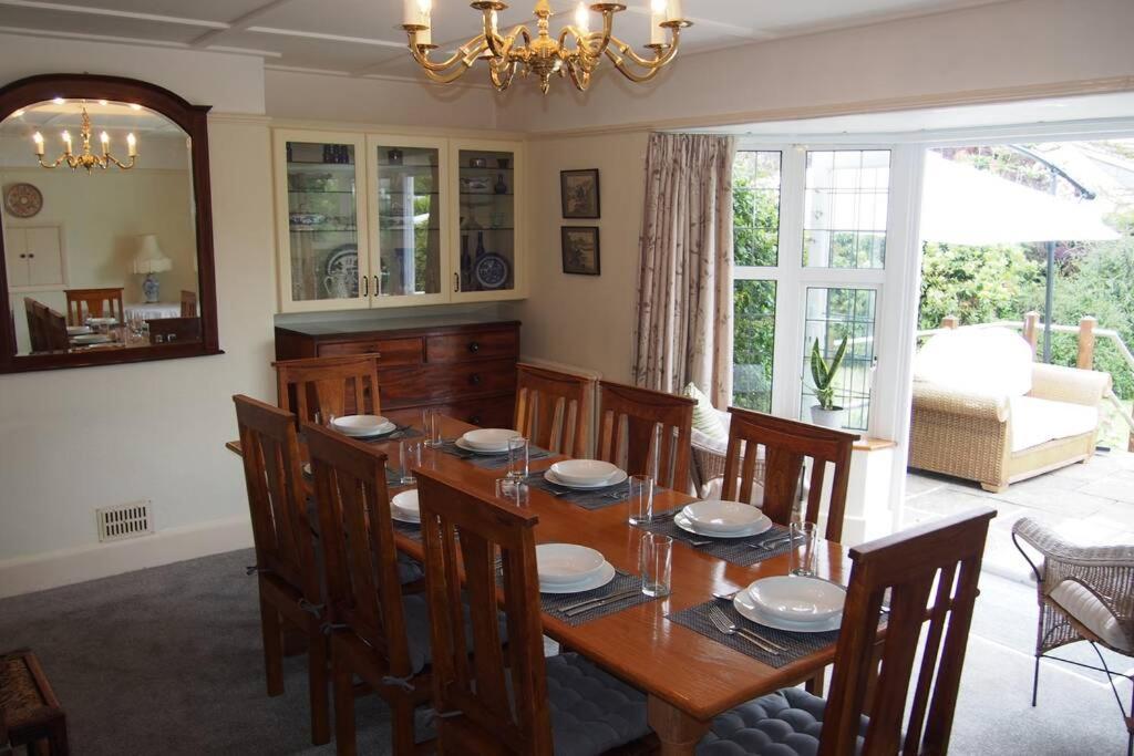 Hectors House Comfortable 4 Bed House In Mature Gardens Yelverton Exterior foto